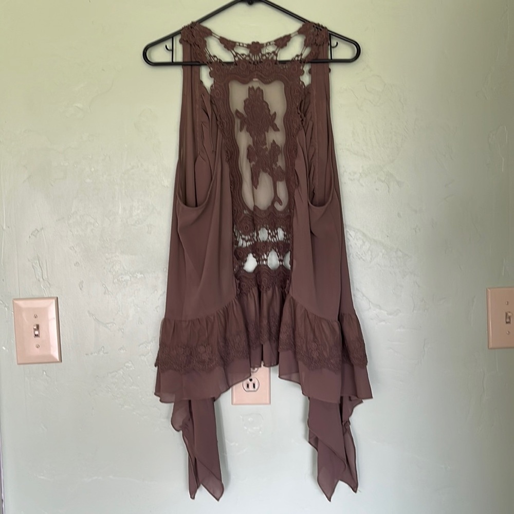 Women’s shirt